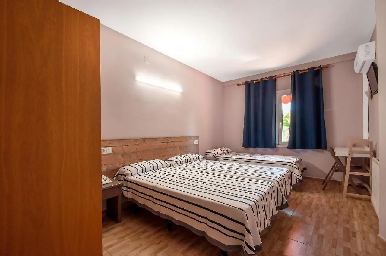 Hotel Silvia Empuriabrava 2*,  Spanien